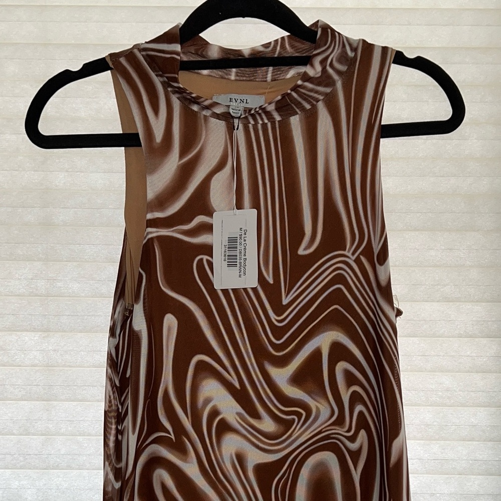 NEW WITH TAGS BROWN AND WHITE BODYCON MAXI DRESS IN WOMENS SIZE MEDIUM